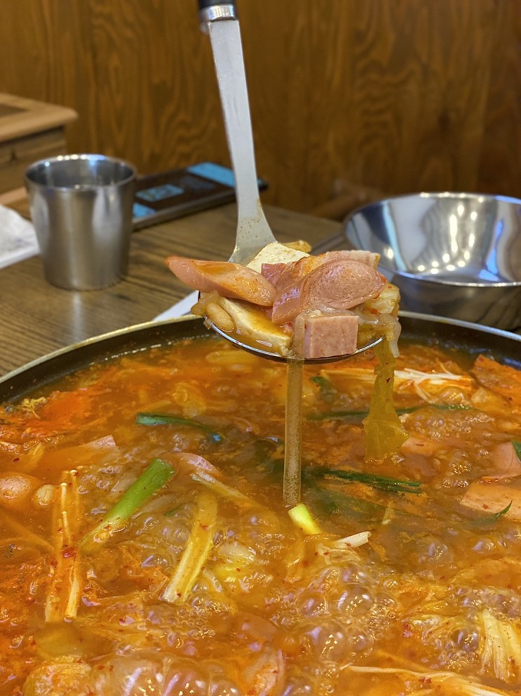 부산당감동맛집 : 간단한 식사도 찐 맛집으로! 내돈내산 '동두천부대찌개'